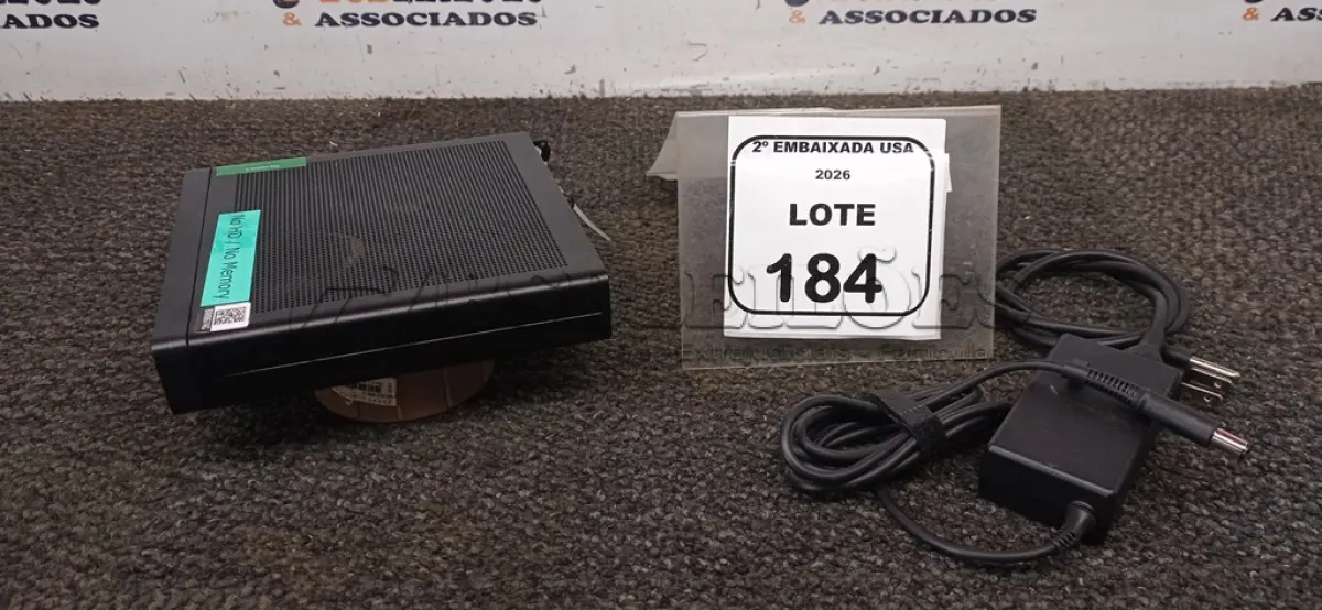 LOTE 184 - 01 CPU SEM MEMÓRIA E HD COM FONTE MARCA HP ELITE DESK. NO ESTADO EM QUE SE ENCONTRA. SUJEITO A AVARIAS OCULTAS/VISÍVEIS.) BM0674C