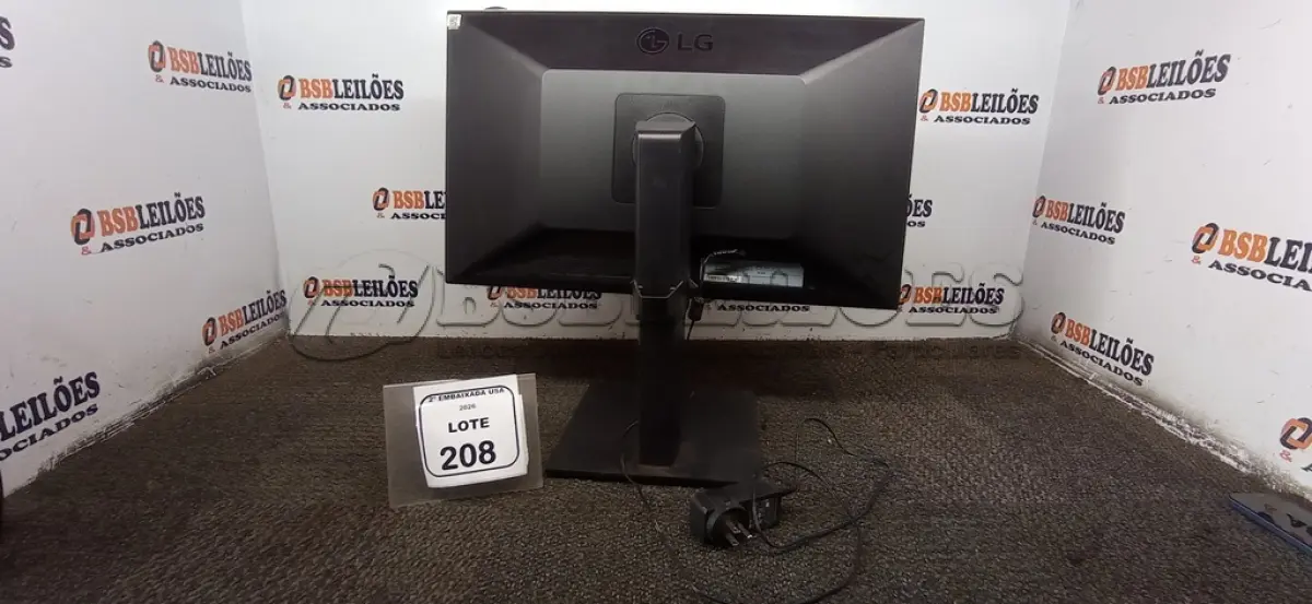 LOTE 208 - 01 MONITOR 24” HDMI MARCA SAMSUNG. (NO ESTADO EM QUE SE ENCONTRA. SUJEITO A AVARIAS OCULTAS/VISÍVEIS.) BD1313V