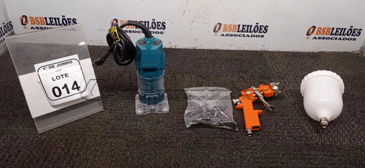 LOTE 014 - 01 PISTOLA DE GRAVIDADE MODELO P162 MARCA INTECH E 01 TUPIA LAMINADORA 220V MODELO TTU6 MARCA TSSAPER. (NO ESTADO) ATENÇÃO! FAZER A VISITAÇÃO ANTES DE ARREMATAR, NÃO SABEMOS SE FUNCIONA, LEILÃO NÃO TEM GARANTIA E NEM DEVOLUÇÃO, SUJEITO A POSSÍVEIS AVARIAS VISÍVEIS/OCULTAS E/OU AUSÊNCIA DE COMPONENTES.