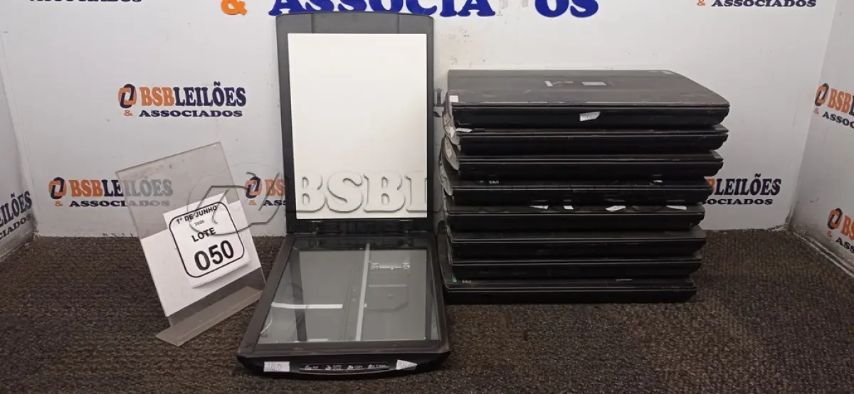 LOTE 050 - 09 SCANNERS DE MESA MARCA CANON. (NO ESTADO) ATENÇÃO! FAZER A VISITAÇÃO ANTES DE ARREMATAR, NÃO SABEMOS SE FUNCIONA, LEILÃO NÃO TEM GARANTIA E NEM DEVOLUÇÃO, SUJEITO A POSSÍVEIS AVARIAS VISÍVEIS/OCULTAS E/OU AUSÊNCIA DE COMPONENTES.