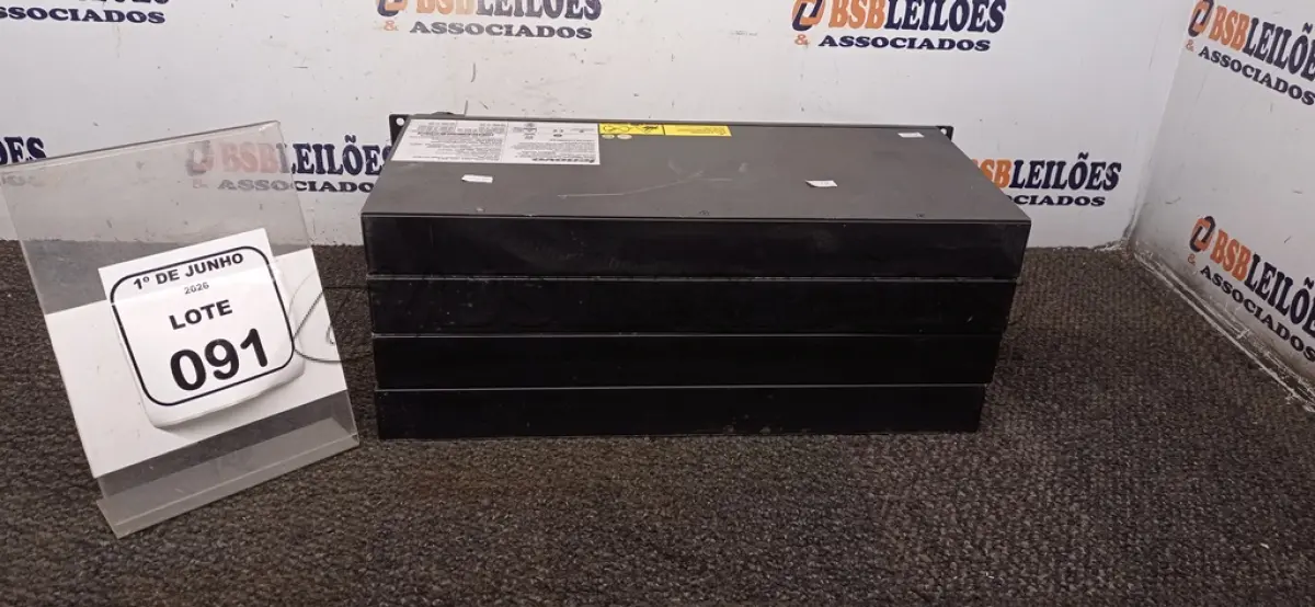 LOTE 091 - 04 RÉGUAS PARA RACK DE SERVIDORES MARCA LENOVO. (NO ESTADO) ATENÇÃO! FAZER A VISITAÇÃO ANTES DE ARREMATAR, NÃO SABEMOS SE FUNCIONA, LEILÃO NÃO TEM GARANTIA E NEM DEVOLUÇÃO, SUJEITO A POSSÍVEIS AVARIAS VISÍVEIS/OCULTAS E/OU AUSÊNCIA DE COMPONENTES.