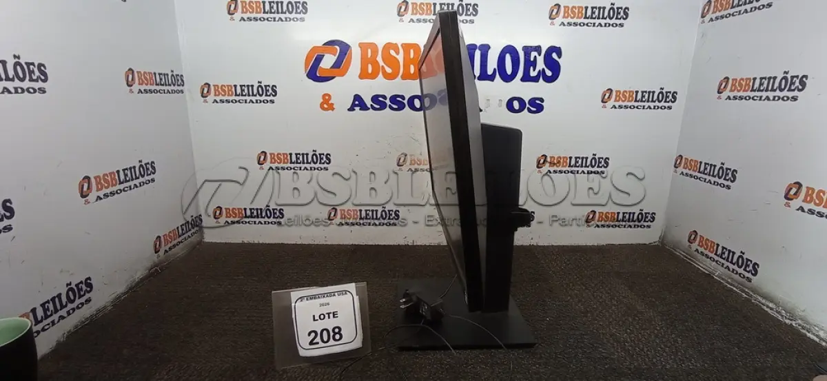 LOTE 208 - 01 MONITOR 24” HDMI MARCA SAMSUNG. (NO ESTADO EM QUE SE ENCONTRA. SUJEITO A AVARIAS OCULTAS/VISÍVEIS.) BD1313V