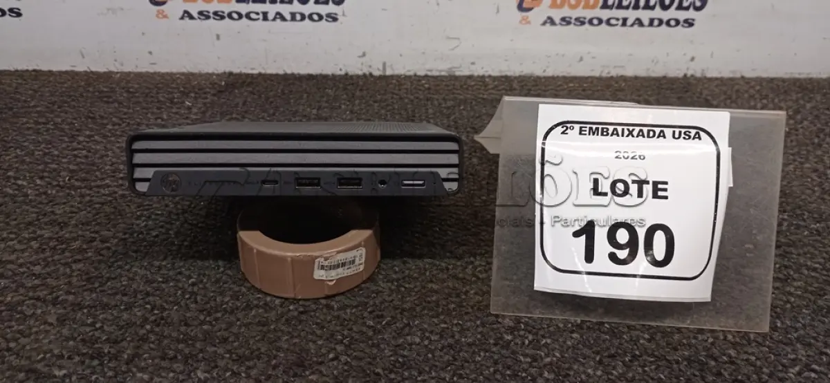 LOTE 190 - 01 CPU SEM MEMÓRIA E HD E SEM FONTE MARCA HP ELITE DESK. NO ESTADO EM QUE SE ENCONTRA. SUJEITO A AVARIAS OCULTAS/VISÍVEIS.) BL9349P