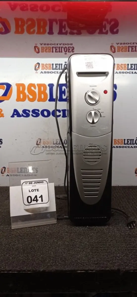 LOTE 041 - 01 AQUECEDOR DE AR 220V MARCA MONDIAL. (NO ESTADO) ATENÇÃO! FAZER A VISITAÇÃO ANTES DE ARREMATAR, NÃO SABEMOS SE FUNCIONA, LEILÃO NÃO TEM GARANTIA E NEM DEVOLUÇÃO, SUJEITO A POSSÍVEIS AVARIAS VISÍVEIS/OCULTAS E/OU AUSÊNCIA DE COMPONENTES.