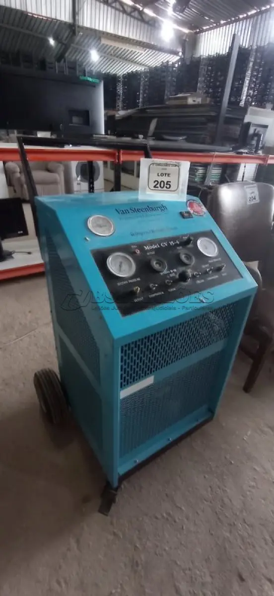 LOTE 205 - 01 EQUIPAMENTO DE REFRIGERAÇÃO-VAN STEENBURGH, MODELO CV 15-4. (NO ESTADO EM QUE SE ENCONTRA. SUJEITO A AVARIAS OCULTAS/VISÍVEIS.)0900-4032