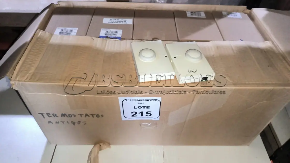 LOTE 215 - 32 UNIDADES DE SENSOR DE TEMPERATURA AMBIENTE DA JOHNSON CONTROLS.