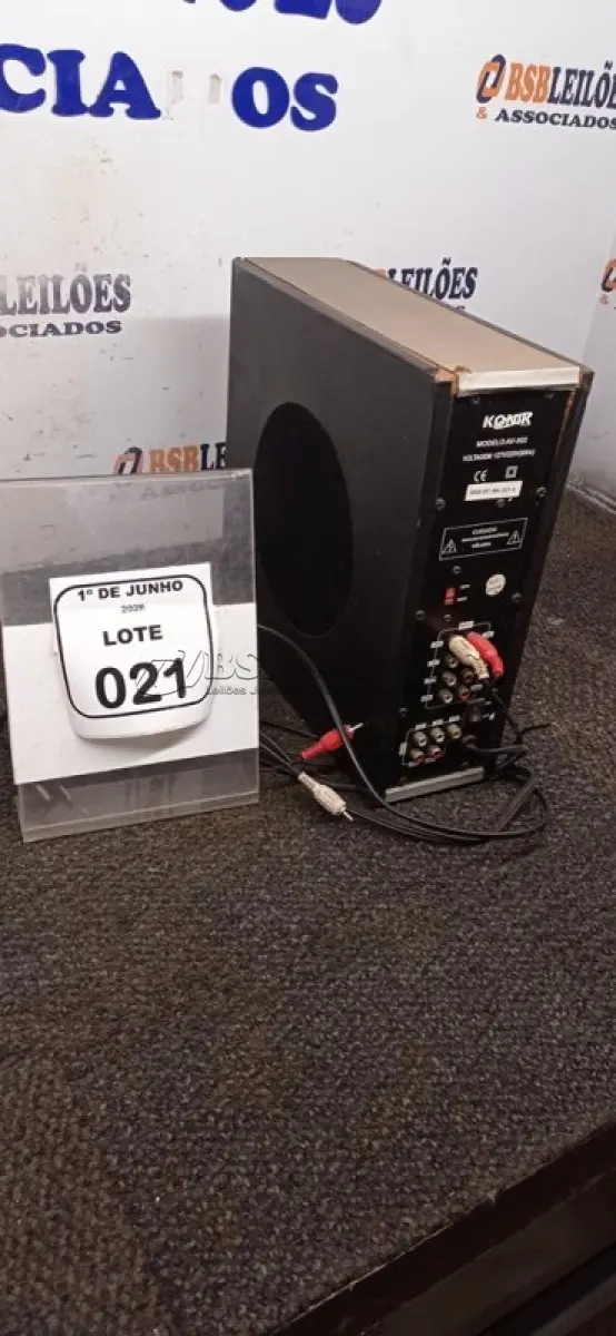 LOTE 021 - 01 SUBWOOFER MODELO 5.1CH MARCA KONIK. (NO ESTADO) ATENÇÃO! FAZER A VISITAÇÃO ANTES DE ARREMATAR, NÃO SABEMOS SE FUNCIONA, LEILÃO NÃO TEM GARANTIA E NEM DEVOLUÇÃO, SUJEITO A POSSÍVEIS AVARIAS VISÍVEIS/OCULTAS E/OU AUSÊNCIA DE COMPONENTES.