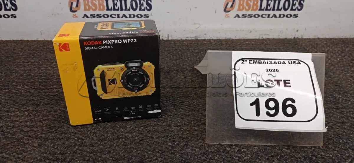 LOTE 196 - 01 CÂMERA KODAK. (NO ESTADO EM QUE SE ENCONTRA. SUJEITO A AVARIAS OCULTAS/VISÍVEIS.) BH1479K