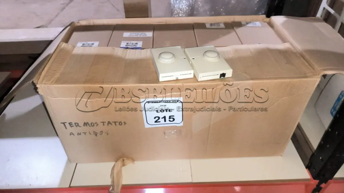 LOTE 215 - 32 UNIDADES DE SENSOR DE TEMPERATURA AMBIENTE DA JOHNSON CONTROLS.