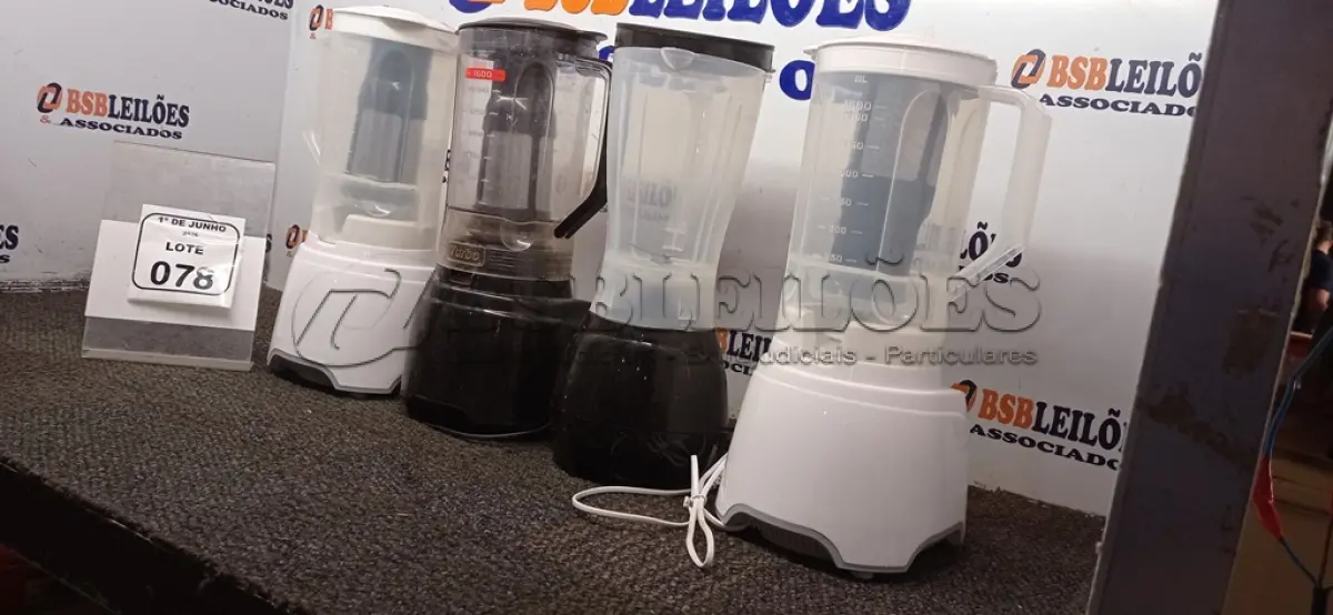 LOTE 078 - 04 LIQUIDIFICADORES DE MODELOS DIVERSOS MARCA MONDIAL. (NO ESTADO) ATENÇÃO! FAZER A VISITAÇÃO ANTES DE ARREMATAR, NÃO SABEMOS SE FUNCIONA, LEILÃO NÃO TEM GARANTIA E NEM DEVOLUÇÃO, SUJEITO A POSSÍVEIS AVARIAS VISÍVEIS/OCULTAS E/OU AUSÊNCIA DE COMPONENTES.