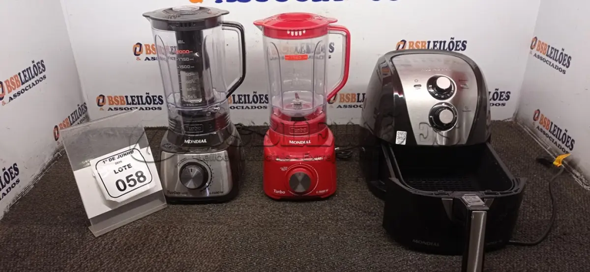 LOTE 058 - 02 LIQUIDIFICADORES MARCA MONDIAL E 01 AIR FRYER 4L 220V MARCA MONDIAL. (NO ESTADO) ATENÇÃO! FAZER A VISITAÇÃO ANTES DE ARREMATAR, NÃO SABEMOS SE FUNCIONA, LEILÃO NÃO TEM GARANTIA E NEM DEVOLUÇÃO, SUJEITO A POSSÍVEIS AVARIAS VISÍVEIS/OCULTAS E/OU AUSÊNCIA DE COMPONENTES.