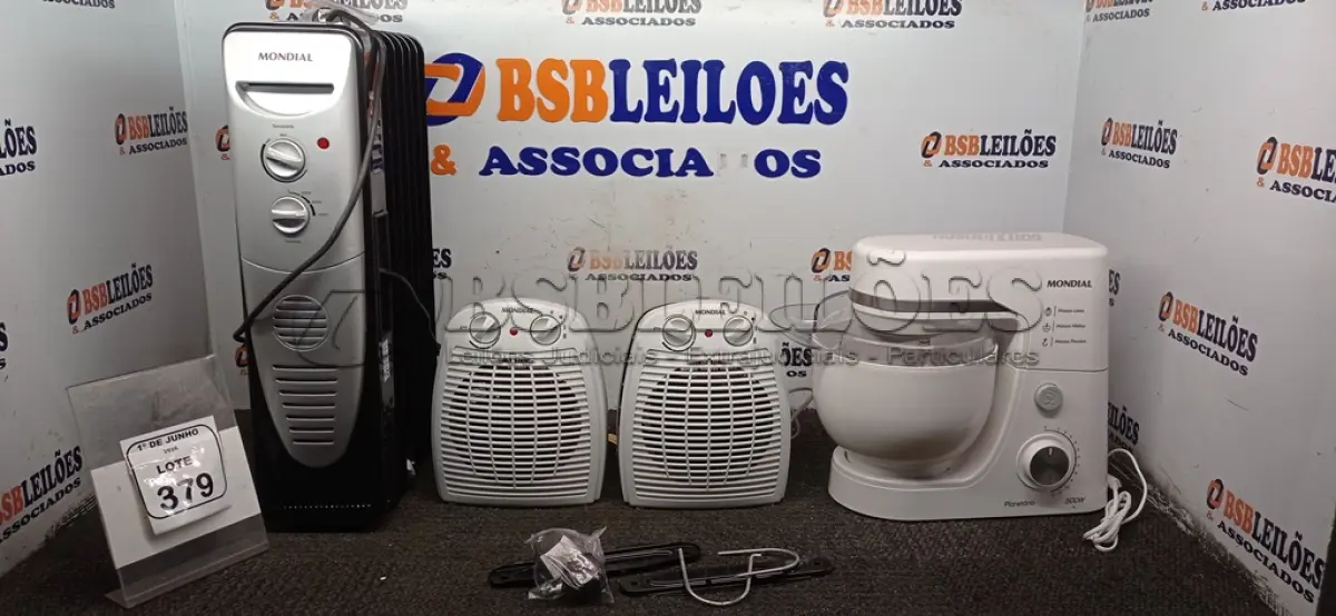 LOTE 379 - 01 BATEDEIRA PLANETÁRIA 220V MARCA MONDIAL E 03 AQUECEDORES DE MODELOS DIVERSOS 220V MARCA MONDIAL. (NO ESTADO) ATENÇÃO! FAZER A VISITAÇÃO ANTES DE ARREMATAR, NÃO SABEMOS SE FUNCIONA, LEILÃO NÃO TEM GARANTIA E NEM DEVOLUÇÃO, SUJEITO A POSSÍVEIS AVARIAS VISÍVEIS/OCULTAS E/OU AUSÊNCIA DE COMPONENTES.