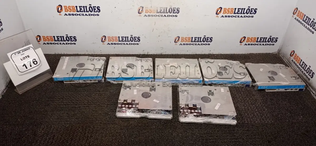 LOTE 176 - 07 PLACAS DE CENTRAL TELEFÔNICA MARCA ERICSSON. (NO ESTADO) ATENÇÃO! FAZER A VISITAÇÃO ANTES DE ARREMATAR, NÃO SABEMOS SE FUNCIONA, LEILÃO NÃO TEM GARANTIA E NEM DEVOLUÇÃO, SUJEITO A POSSÍVEIS AVARIAS VISÍVEIS/OCULTAS E/OU AUSÊNCIA DE COMPONENTES.