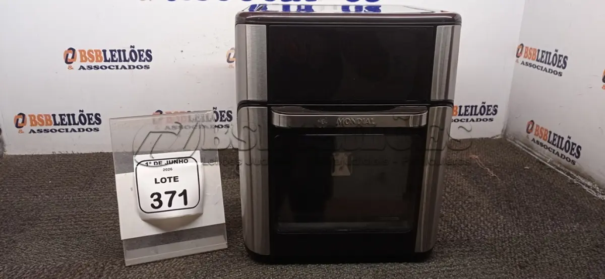 LOTE 371 - 01 AIR FRYER/FORNO 12L 220V MARCA MONDIAL. (NO ESTADO) ATENÇÃO! FAZER A VISITAÇÃO ANTES DE ARREMATAR, NÃO SABEMOS SE FUNCIONA, LEILÃO NÃO TEM GARANTIA E NEM DEVOLUÇÃO, SUJEITO A POSSÍVEIS AVARIAS VISÍVEIS/OCULTAS E/OU AUSÊNCIA DE COMPONENTES.