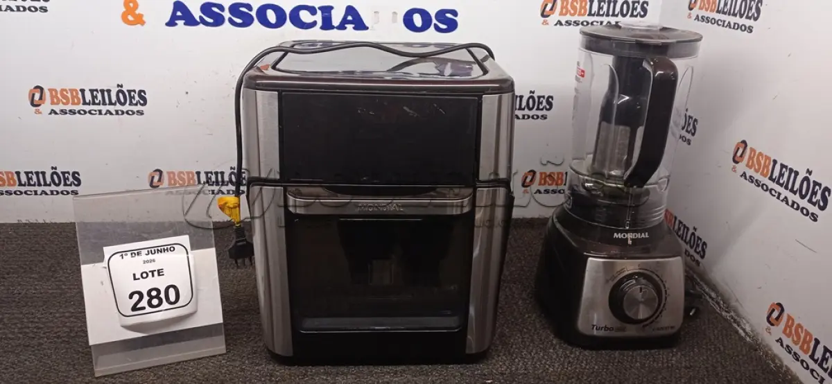 LOTE 280 - 01 AIR FRYER/FORNO 12L 220V MARCA MONDIAL E 01 LIQUIDIFICADOR 220V MARCA MONDIAL. (NO ESTADO) ATENÇÃO! FAZER A VISITAÇÃO ANTES DE ARREMATAR, NÃO SABEMOS SE FUNCIONA, LEILÃO NÃO TEM GARANTIA E NEM DEVOLUÇÃO, SUJEITO A POSSÍVEIS AVARIAS VISÍVEIS/OCULTAS E/OU AUSÊNCIA DE COMPONENTES.