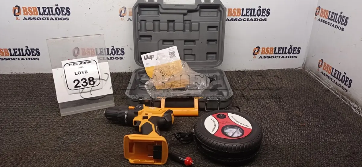 LOTE 238 - 01 PARAFUSADEIRA E FURADEIRA DE IMPACTO 3/811 COM MALETA SEM BATERIA MARCA WAP E 01 COMPRESSOR DE AR 12V. (NO ESTADO) ATENÇÃO! FAZER A VISITAÇÃO ANTES DE ARREMATAR, NÃO SABEMOS SE FUNCIONA, LEILÃO NÃO TEM GARANTIA E NEM DEVOLUÇÃO, SUJEITO A POSSÍVEIS AVARIAS VISÍVEIS/OCULTAS E/OU AUSÊNCIA DE COMPONENTES.