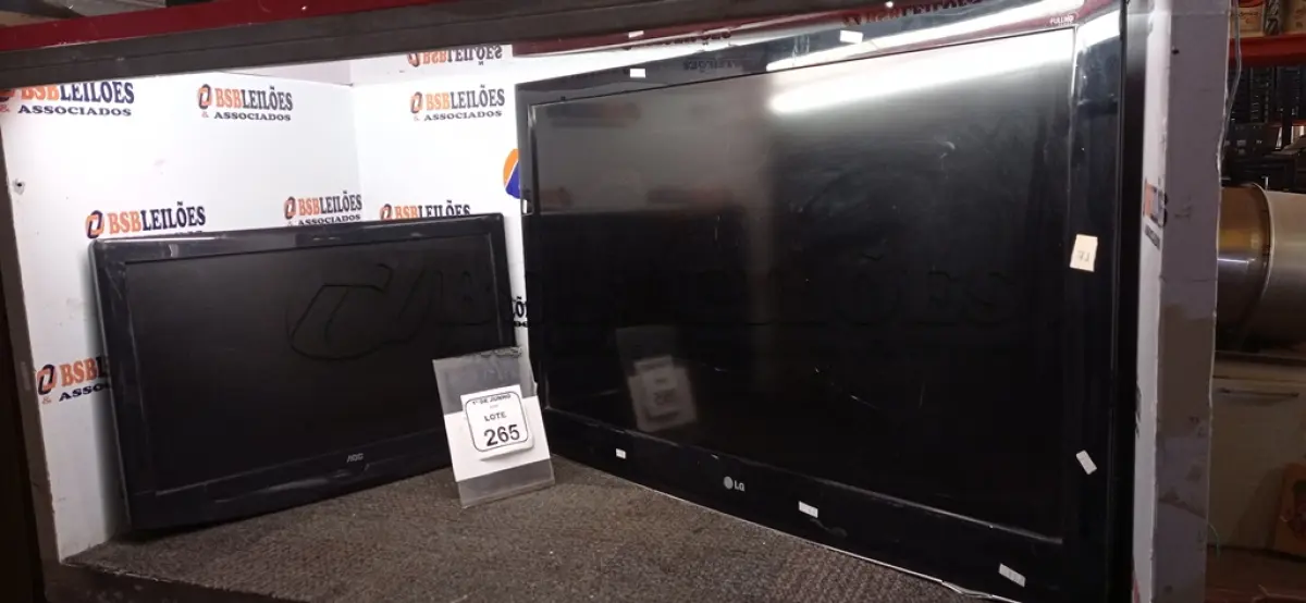LOTE 265 - 01 TV LCD 26’’ MARCA AOC E 01 TV LCD 42’’ MARCA LG. (NO ESTADO) ATENÇÃO! FAZER A VISITAÇÃO ANTES DE ARREMATAR, NÃO SABEMOS SE FUNCIONA, LEILÃO NÃO TEM GARANTIA E NEM DEVOLUÇÃO, SUJEITO A POSSÍVEIS AVARIAS VISÍVEIS/OCULTAS E/OU AUSÊNCIA DE COMPONENTES.