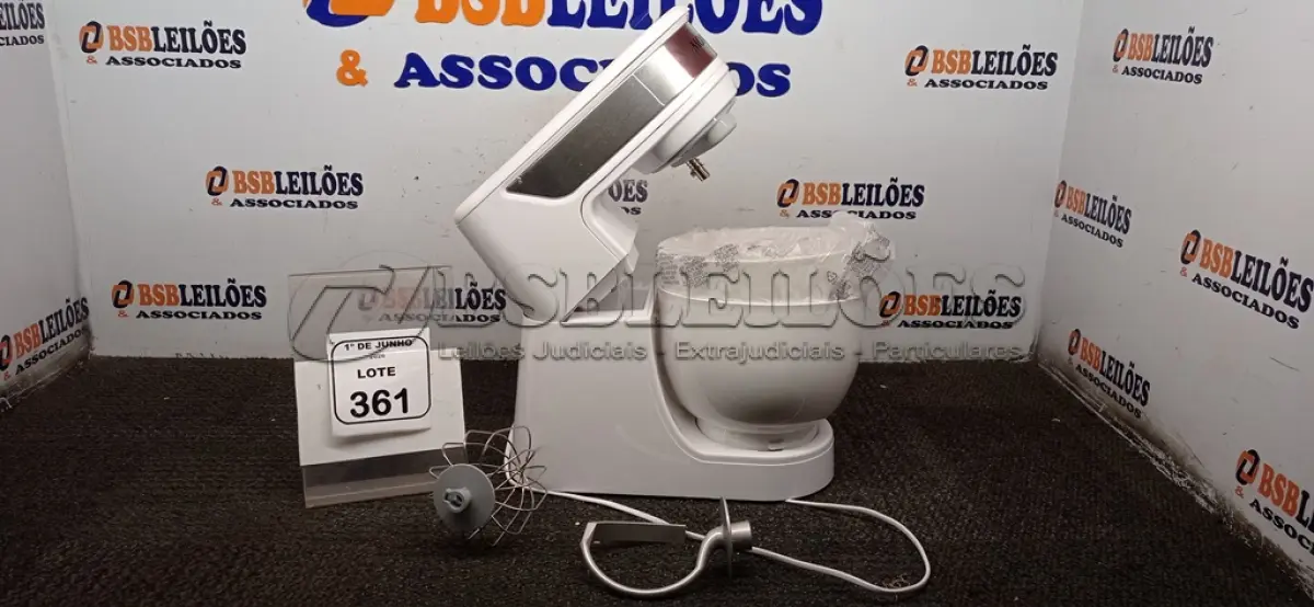 LOTE 361 - 01 BATEDEIRA PLANETÁRIA 220V MARCA MONDIAL. (NO ESTADO) ATENÇÃO! FAZER A VISITAÇÃO ANTES DE ARREMATAR, NÃO SABEMOS SE FUNCIONA, LEILÃO NÃO TEM GARANTIA E NEM DEVOLUÇÃO, SUJEITO A POSSÍVEIS AVARIAS VISÍVEIS/OCULTAS E/OU AUSÊNCIA DE COMPONENTES.