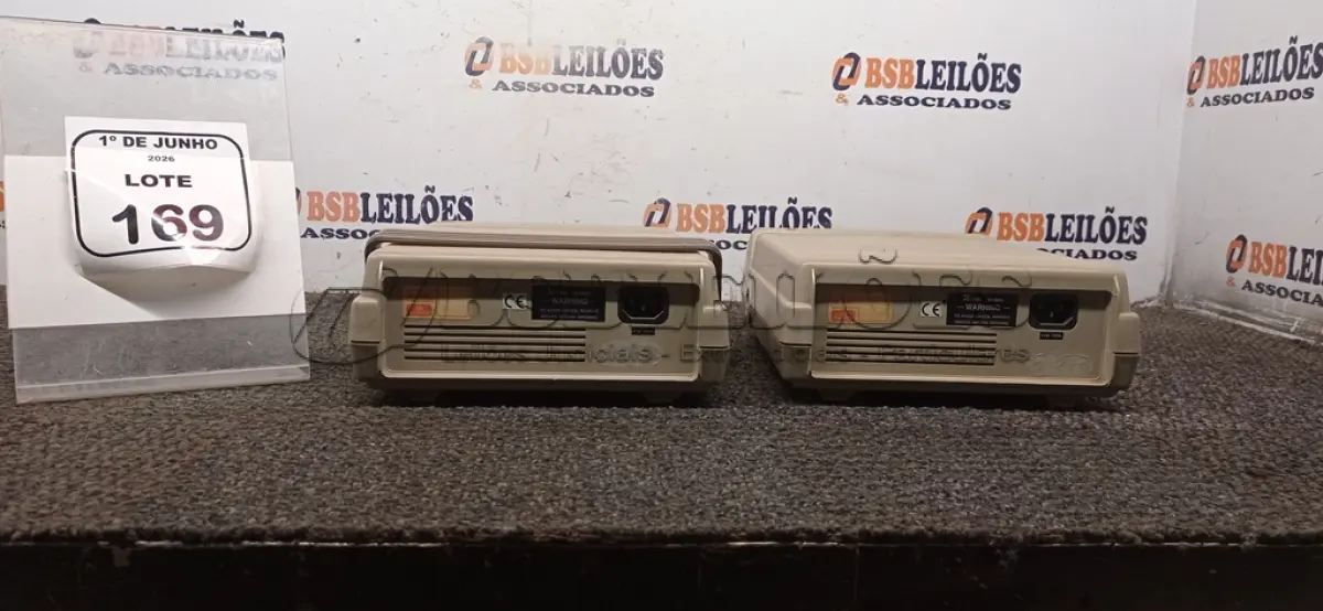 LOTE 169 - 02 GERADORES DE FUNÇÃO MODELO MFG-4202 MARCA MINIPA. (NO ESTADO) ATENÇÃO! FAZER A VISITAÇÃO ANTES DE ARREMATAR, NÃO SABEMOS SE FUNCIONA, LEILÃO NÃO TEM GARANTIA E NEM DEVOLUÇÃO, SUJEITO A POSSÍVEIS AVARIAS VISÍVEIS/OCULTAS E/OU AUSÊNCIA DE COMPONENTES.