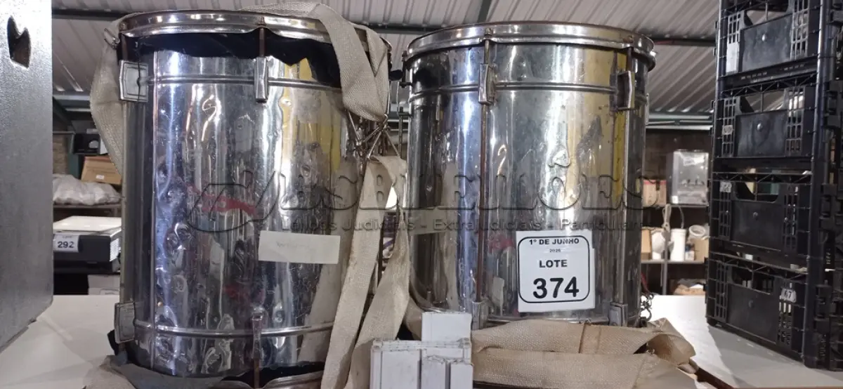 LOTE 374 - 02 REPINIQUES PERCUSSIVOS. (NO ESTADO) ATENÇÃO! FAZER A VISITAÇÃO ANTES DE ARREMATAR, NÃO SABEMOS SE FUNCIONA, LEILÃO NÃO TEM GARANTIA E NEM DEVOLUÇÃO, SUJEITO A POSSÍVEIS AVARIAS VISÍVEIS/OCULTAS E/OU AUSÊNCIA DE COMPONENTES.