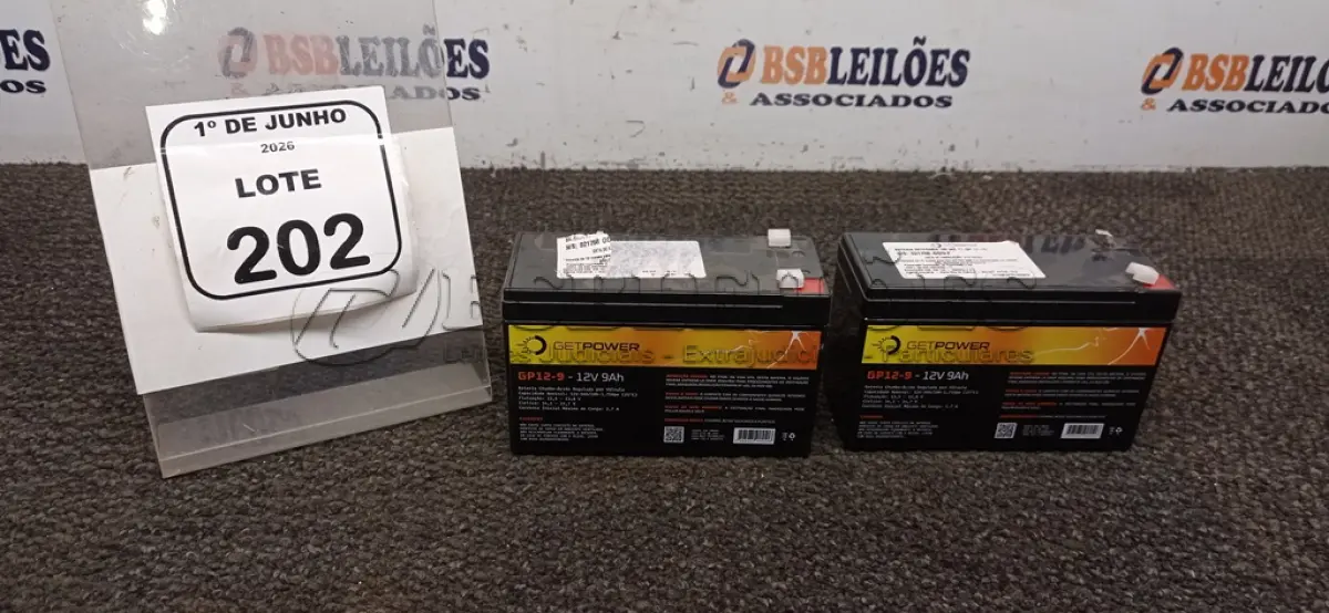 LOTE 202 - 02 BATERIAS DE NOBREAK MODELO GP12-9 12V 9AH MARCA GETPOWER. (NO ESTADO) ATENÇÃO! FAZER A VISITAÇÃO ANTES DE ARREMATAR, NÃO SABEMOS SE FUNCIONA, LEILÃO NÃO TEM GARANTIA E NEM DEVOLUÇÃO, SUJEITO A POSSÍVEIS AVARIAS VISÍVEIS/OCULTAS E/OU AUSÊNCIA DE COMPONENTES.