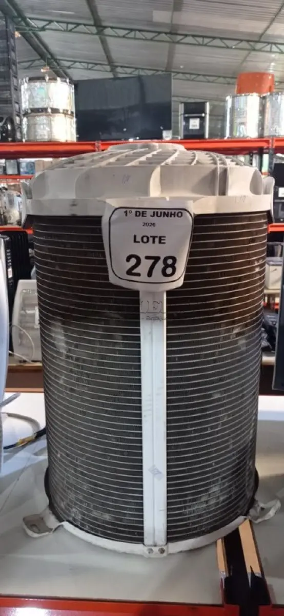 LOTE 278 - 01 CONDENSADORA DE 18.000 BTU/H MARCA SPRINGER. (NO ESTADO) ATENÇÃO! FAZER A VISITAÇÃO ANTES DE ARREMATAR, NÃO SABEMOS SE FUNCIONA, LEILÃO NÃO TEM GARANTIA E NEM DEVOLUÇÃO, SUJEITO A POSSÍVEIS AVARIAS VISÍVEIS/OCULTAS E/OU AUSÊNCIA DE COMPONENTES.
