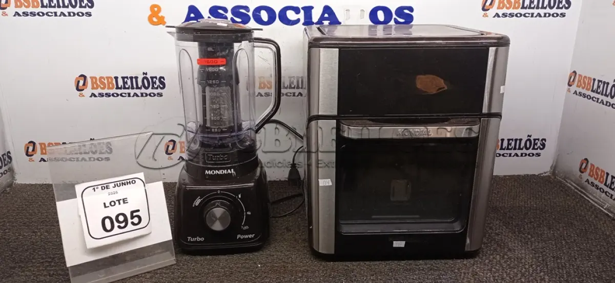 LOTE 095 - 01 AIR FRYER/FORNO 12L 220V MARCA MONDIAL E 01 LIQUIDIFICADOR. (NO ESTADO) ATENÇÃO! FAZER A VISITAÇÃO ANTES DE ARREMATAR, NÃO SABEMOS SE FUNCIONA, LEILÃO NÃO TEM GARANTIA E NEM DEVOLUÇÃO, SUJEITO A POSSÍVEIS AVARIAS VISÍVEIS/OCULTAS E/OU AUSÊNCIA DE COMPONENTES.