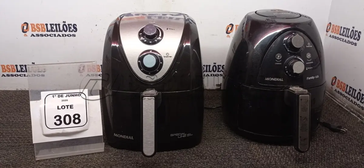 LOTE 308 - 02 AIR FRYERS 220V DE 3,2L E 5L MARCA MONDIAL. (NO ESTADO) ATENÇÃO! FAZER A VISITAÇÃO ANTES DE ARREMATAR, NÃO SABEMOS SE FUNCIONA, LEILÃO NÃO TEM GARANTIA E NEM DEVOLUÇÃO, SUJEITO A POSSÍVEIS AVARIAS VISÍVEIS/OCULTAS E/OU AUSÊNCIA DE COMPONENTES.