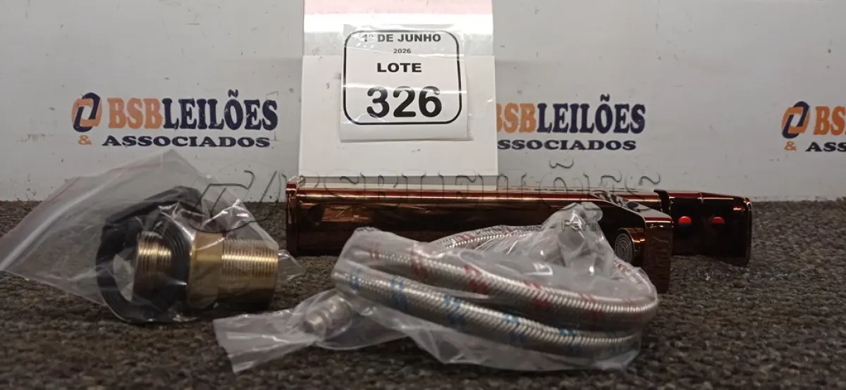 LOTE 326 - 01 TORNEIRA MISTURADOR MARCA PRIZI COM ACESSÓRIOS. (NO ESTADO) ATENÇÃO! FAZER A VISITAÇÃO ANTES DE ARREMATAR, NÃO SABEMOS SE FUNCIONA, LEILÃO NÃO TEM GARANTIA E NEM DEVOLUÇÃO, SUJEITO A POSSÍVEIS AVARIAS VISÍVEIS/OCULTAS E/OU AUSÊNCIA DE COMPONENTES.
