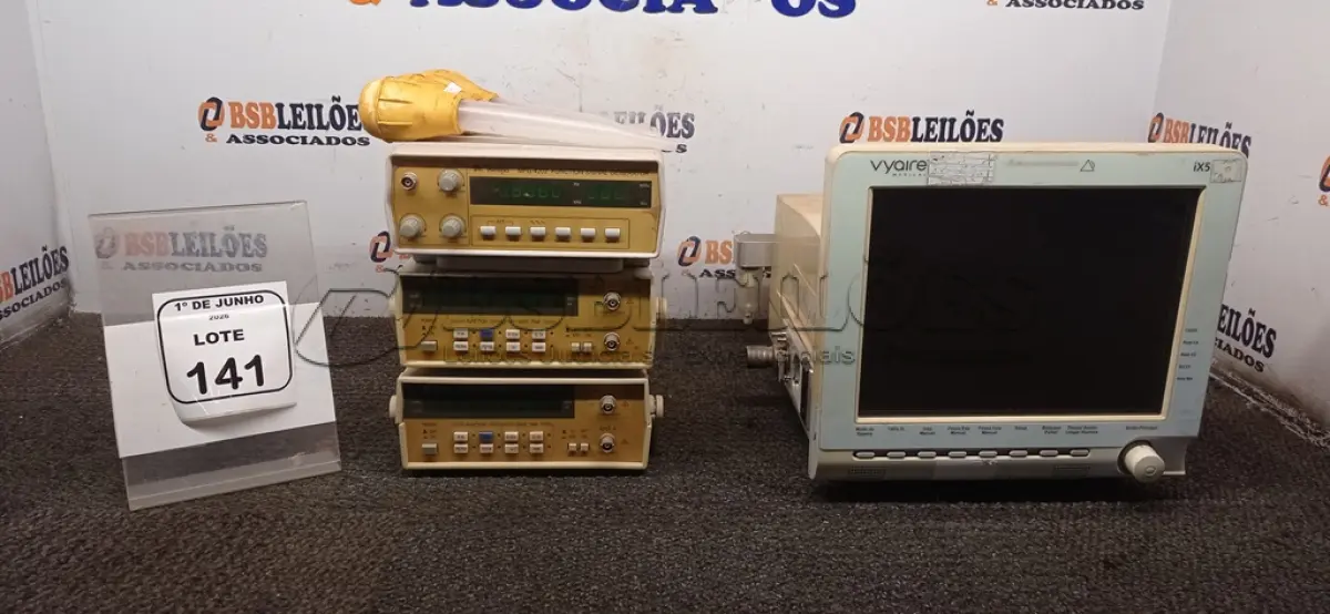 LOTE 141 - 03 GERADORES DE FUNÇÃO MODELO MFG-4202 MARCA MINIPA, 01 VENTILADOR PULMONAR MONDELO IX5 MARCA VYAIRE E 03 CONTA GOTAS. (NO ESTADO) ATENÇÃO! FAZER A VISITAÇÃO ANTES DE ARREMATAR, NÃO SABEMOS SE FUNCIONA, LEILÃO NÃO TEM GARANTIA E NEM DEVOLUÇÃO, SUJEITO A POSSÍVEIS AVARIAS VISÍVEIS/OCULTAS E/OU AUSÊNCIA DE COMPONENTES.