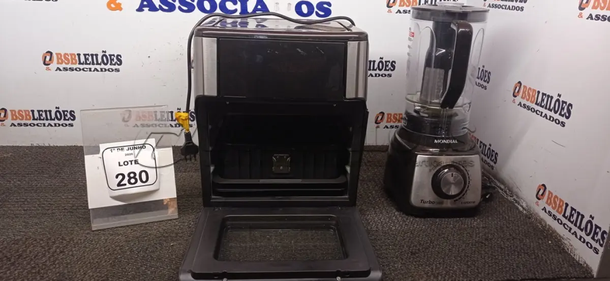 LOTE 280 - 01 AIR FRYER/FORNO 12L 220V MARCA MONDIAL E 01 LIQUIDIFICADOR 220V MARCA MONDIAL. (NO ESTADO) ATENÇÃO! FAZER A VISITAÇÃO ANTES DE ARREMATAR, NÃO SABEMOS SE FUNCIONA, LEILÃO NÃO TEM GARANTIA E NEM DEVOLUÇÃO, SUJEITO A POSSÍVEIS AVARIAS VISÍVEIS/OCULTAS E/OU AUSÊNCIA DE COMPONENTES.