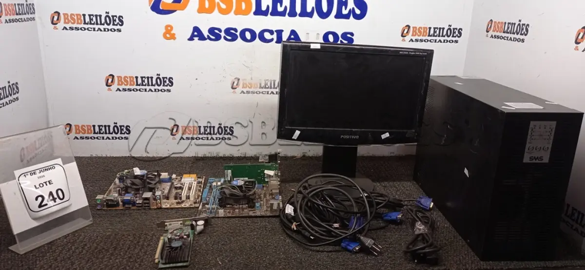 LOTE 240 - 01 NOBREAK 1684VA MARCA SMS, 01 MONITOR MARCA POSITIVO, 02 PLACAS DE VÍDEO COM HDMI E VÁRIOS CABO VGA E DE FORÇA. (NO ESTADO) ATENÇÃO! FAZER A VISITAÇÃO ANTES DE ARREMATAR, NÃO SABEMOS SE FUNCIONA, LEILÃO NÃO TEM GARANTIA E NEM DEVOLUÇÃO, SUJEITO A POSSÍVEIS AVARIAS VISÍVEIS/OCULTAS E/OU AUSÊNCIA DE COMPONENTES.