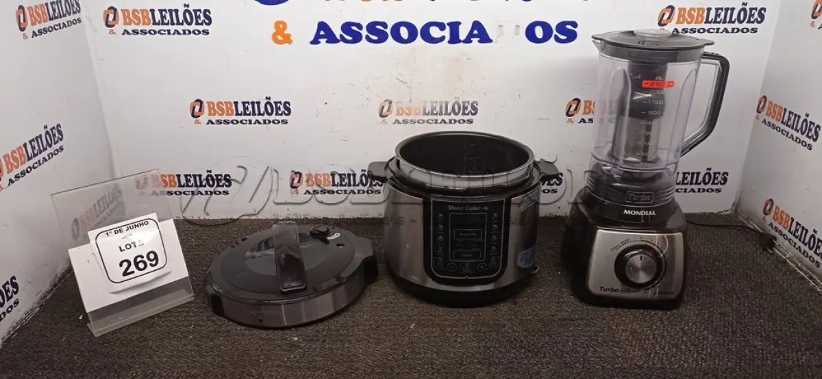 LOTE 269 - 01 PANELA DE PRESSÃO ELÉTRICA 220V MARCA MONDIAL E 01 LIQUIDIFICADOR 220V MARCA MONDIAL. (NO ESTADO) ATENÇÃO! FAZER A VISITAÇÃO ANTES DE ARREMATAR, NÃO SABEMOS SE FUNCIONA, LEILÃO NÃO TEM GARANTIA E NEM DEVOLUÇÃO, SUJEITO A POSSÍVEIS AVARIAS VISÍVEIS/OCULTAS E/OU AUSÊNCIA DE COMPONENTES.