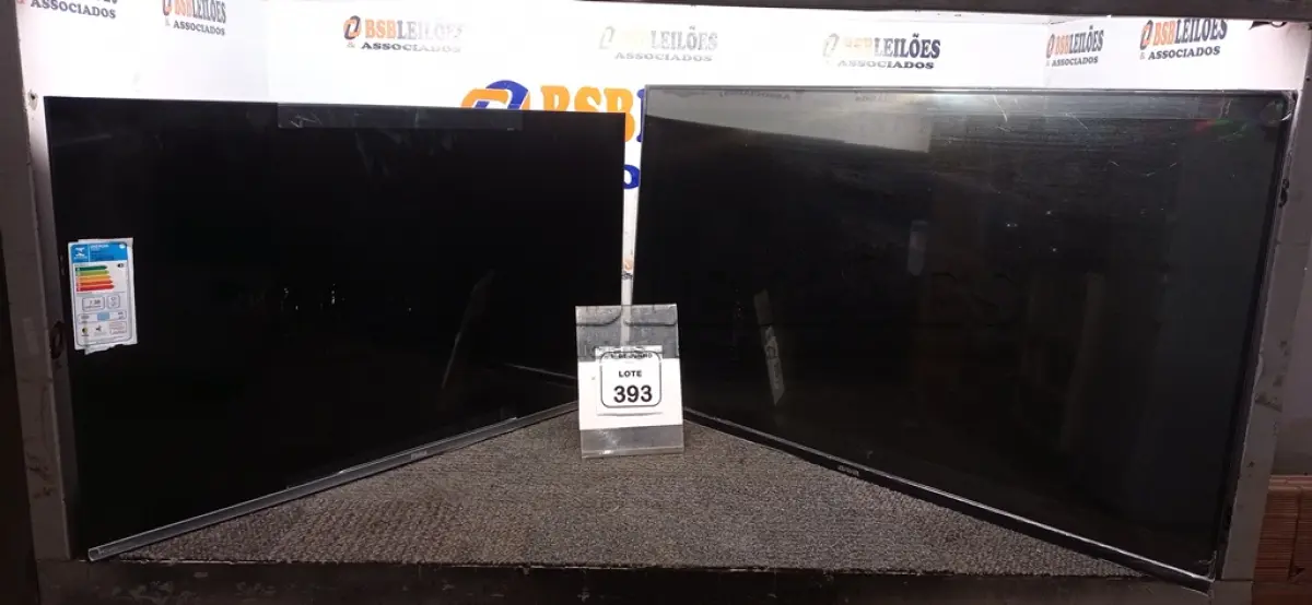 LOTE 393 - 01 TV 40’’ MARCA PHILCO E 01 TV 43’’ MARCA AIWA. (NO ESTADO) ATENÇÃO! FAZER A VISITAÇÃO ANTES DE ARREMATAR, NÃO SABEMOS SE FUNCIONA, LEILÃO NÃO TEM GARANTIA E NEM DEVOLUÇÃO, SUJEITO A POSSÍVEIS AVARIAS VISÍVEIS/OCULTAS E/OU AUSÊNCIA DE COMPONENTES.