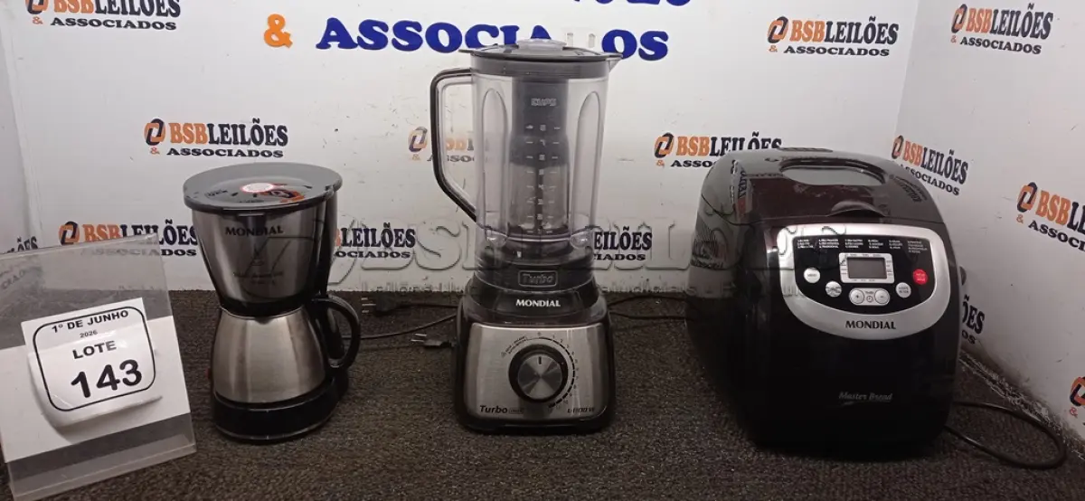 LOTE 143 - 01 PANIFICADORA 220V MODELO MASTER BREAD MARCA MONDIAL, 01 CAFETEIRA MARCA MONDIAL E 01 LIQUIDIFICADOR. (NO ESTADO) ATENÇÃO! FAZER A VISITAÇÃO ANTES DE ARREMATAR, NÃO SABEMOS SE FUNCIONA, LEILÃO NÃO TEM GARANTIA E NEM DEVOLUÇÃO, SUJEITO A POSSÍVEIS AVARIAS VISÍVEIS/OCULTAS E/OU AUSÊNCIA DE COMPONENTES.