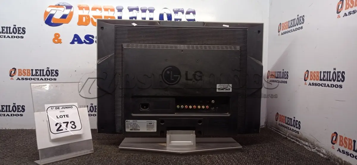 LOTE 273 - 01 TV 20’’ MARCA LG. (NO ESTADO) ATENÇÃO! FAZER A VISITAÇÃO ANTES DE ARREMATAR, NÃO SABEMOS SE FUNCIONA, LEILÃO NÃO TEM GARANTIA E NEM DEVOLUÇÃO, SUJEITO A POSSÍVEIS AVARIAS VISÍVEIS/OCULTAS E/OU AUSÊNCIA DE COMPONENTES.