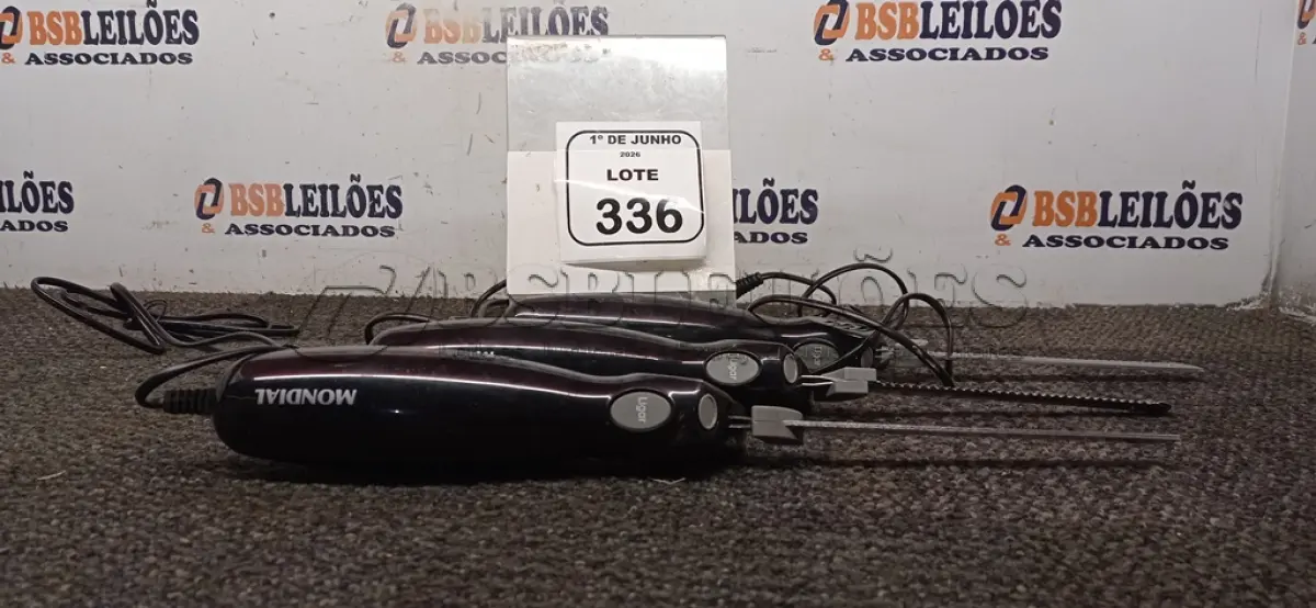 LOTE 336 - 03 FACAS ELÉTRICAS 220V MARCA MONDIAL. (NO ESTADO) ATENÇÃO! FAZER A VISITAÇÃO ANTES DE ARREMATAR, NÃO SABEMOS SE FUNCIONA, LEILÃO NÃO TEM GARANTIA E NEM DEVOLUÇÃO, SUJEITO A POSSÍVEIS AVARIAS VISÍVEIS/OCULTAS E/OU AUSÊNCIA DE COMPONENTES.