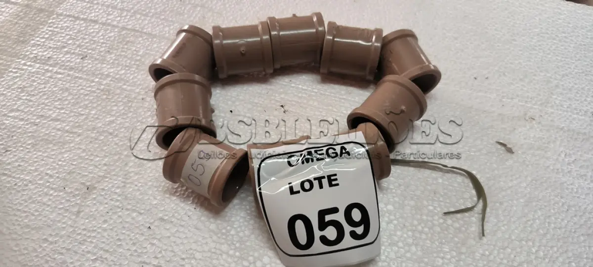 LOTE 059 - 10 LUVAS SOLDÁVEL Ø 40MM PVC MARROM. (NO ESTADO EM QUE SE ENCONTRA. SUJEITO A AVARIAS OCULTAS/VISÍVEIS.)
