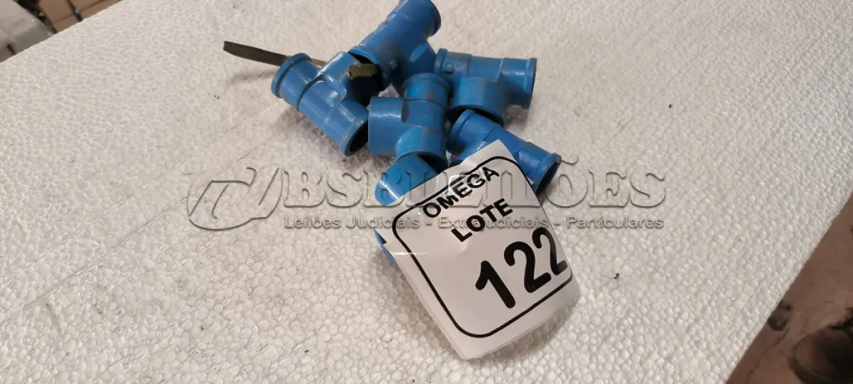 LOTE 122 - 06 TÊS (LR) - Ø 25 X 3/4 - AZUL. (NO ESTADO EM QUE SE ENCONTRA. SUJEITO A AVARIAS OCULTAS/VISÍVEIS.)