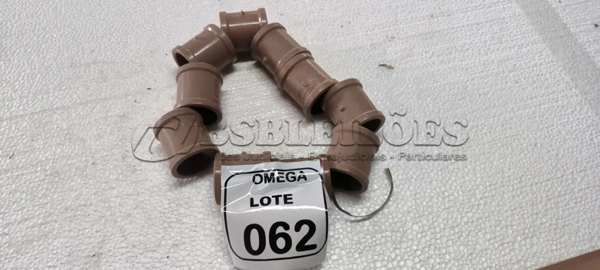 LOTE 062 - 10 LUVAS SOLDÁVEL Ø 40MM PVC MARROM. (NO ESTADO EM QUE SE ENCONTRA. SUJEITO A AVARIAS OCULTAS/VISÍVEIS.)