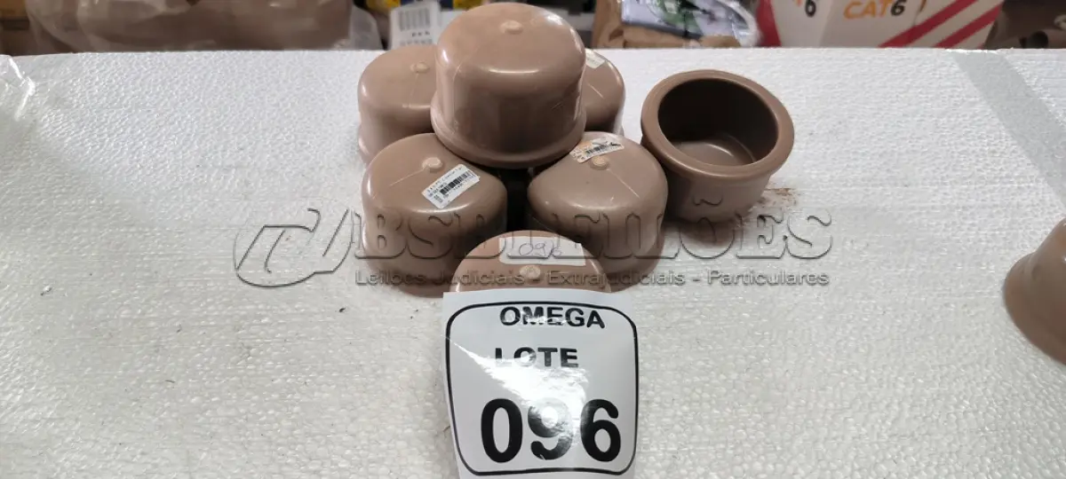 LOTE 096 - 07 CAP TAMPÃO SOLD. Ø 75 - PVC MARROM. (NO ESTADO EM QUE SE ENCONTRA. SUJEITO A AVARIAS OCULTAS/VISÍVEIS.)