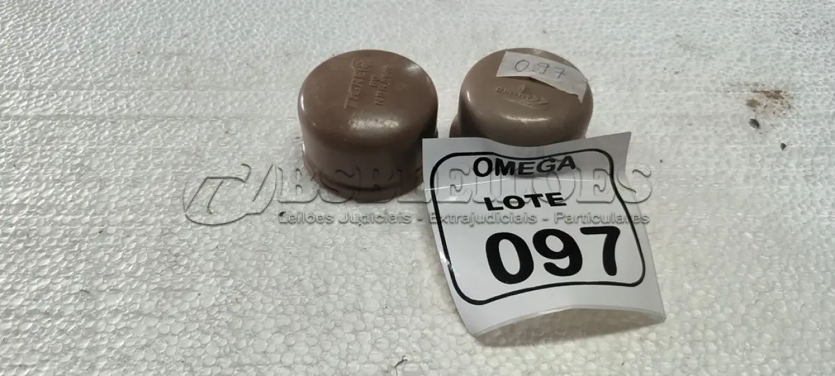 LOTE 097 - 02 CAP TAMPÃO SOLD. Ø 60 - PVC MARROM. (NO ESTADO EM QUE SE ENCONTRA. SUJEITO A AVARIAS OCULTAS/VISÍVEIS.)