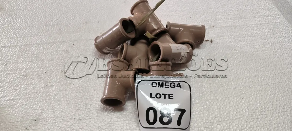 LOTE 087 - 07 TÊS SOLD. Ø 32 - PVC MARROM. (NO ESTADO EM QUE SE ENCONTRA. SUJEITO A AVARIAS OCULTAS/VISÍVEIS.)