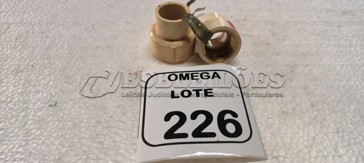 LOTE 226 - 01 LUVA DE TRANSIÇÃO - CPVC - Ø 28 X 1". (NO ESTADO EM QUE SE ENCONTRA. SUJEITO A AVARIAS OCULTAS/VISÍVEIS.)