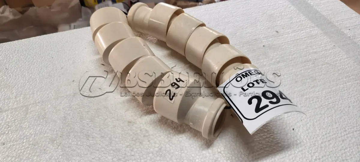 LOTE 294 - 10 BUCHAS EXCÊNTRICAS SOLD. DE REDUÇÃO CPVC - Ø 75X50MM. (NO ESTADO EM QUE SE ENCONTRA. SUJEITO A AVARIAS OCULTAS/VISÍVEIS.)