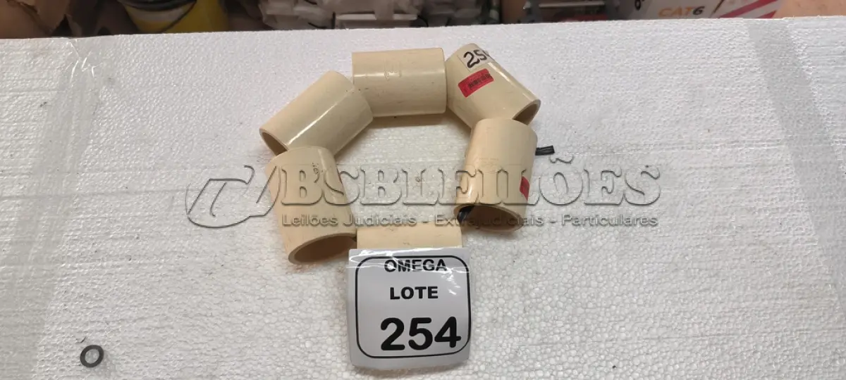 LOTE 254 - 06 LUVAS CPVC - Ø 54 MM. (NO ESTADO EM QUE SE ENCONTRA. SUJEITO A AVARIAS OCULTAS/VISÍVEIS.)