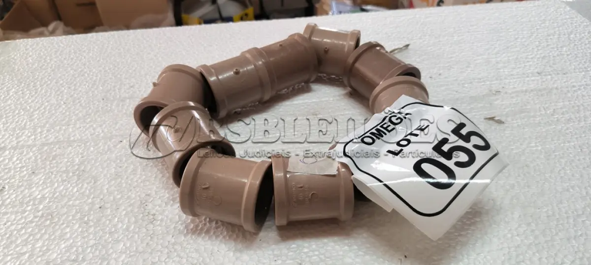 LOTE 055 - 10 LUVAS SOLDÁVEL Ø 40MM PVC MARROM. (NO ESTADO EM QUE SE ENCONTRA. SUJEITO A AVARIAS OCULTAS/VISÍVEIS.)