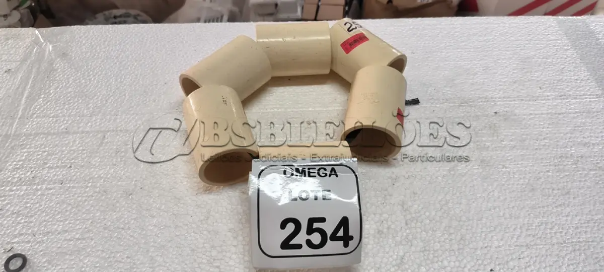 LOTE 254 - 06 LUVAS CPVC - Ø 54 MM. (NO ESTADO EM QUE SE ENCONTRA. SUJEITO A AVARIAS OCULTAS/VISÍVEIS.)
