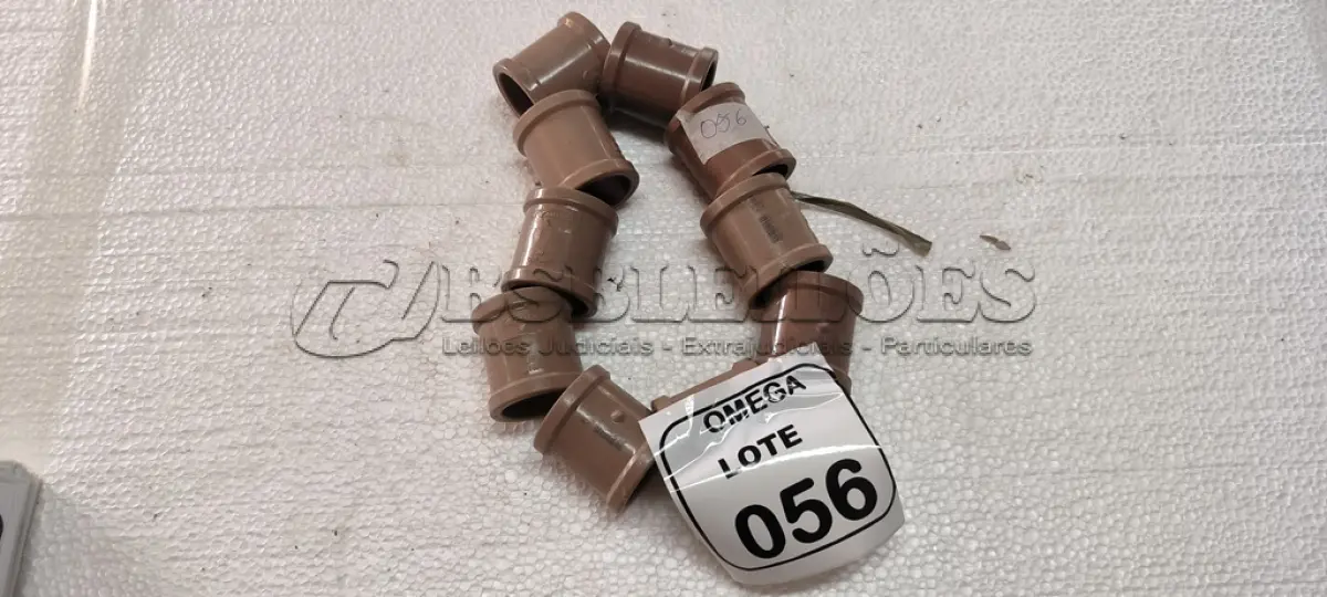 LOTE 056 - 10 LUVAS SOLDÁVEL Ø 40MM PVC MARROM. (NO ESTADO EM QUE SE ENCONTRA. SUJEITO A AVARIAS OCULTAS/VISÍVEIS.)