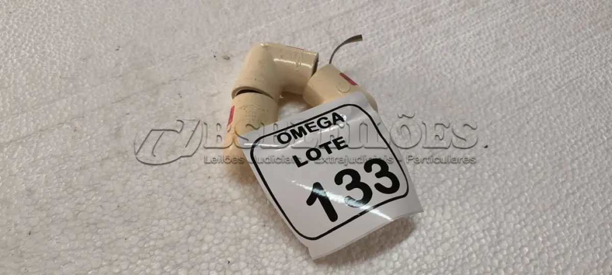 LOTE 133 - 03 JOELHOS 90º SOLD. CPVC - Ø 28MM. (NO ESTADO EM QUE SE ENCONTRA. SUJEITO A AVARIAS OCULTAS/VISÍVEIS.)